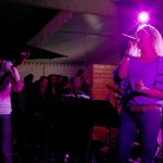Elli Ernst Frontfrau und Sängerin der D-Lite Partyband aus Geseke Nrw beimm Schützenfest Hellinghausen 2017