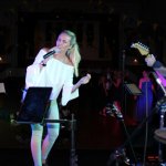 Die D-Lite Partyband aus Geseke NRW mit der Sängerin Elli Ernst beim Schützenfest Plettenberg 2017 am Sonntag