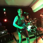 Luke Mays-Sänger und Gitarrist der D-Lite Partyband aus Geseke beim Schützenfest Boke 2017